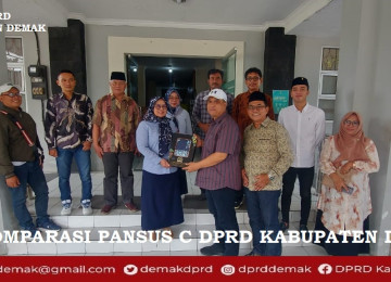 STUDI KOMPARASI PANSUS C DPRD KABUPATEN DEMAK